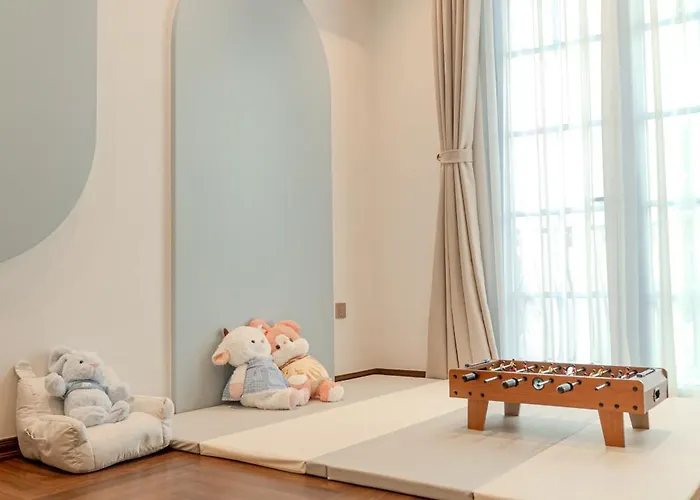 S - Center, Near - 6br Private With Pool, Jacuzzi, Sauna, Karaoke *