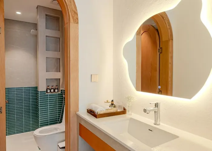 S - Center, Near - 6br Private With Pool, Jacuzzi, Sauna, Karaoke Villa *