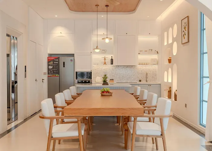 S - Center, Near - 6br Private With Pool, Jacuzzi, Sauna, Karaoke Villa *
