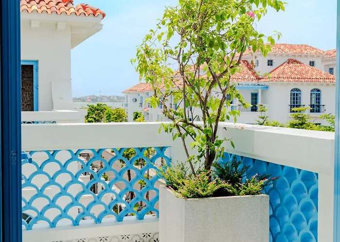 S - Center, Near - 6br Private With Pool, Jacuzzi, Sauna, Karaoke * Hạ Long