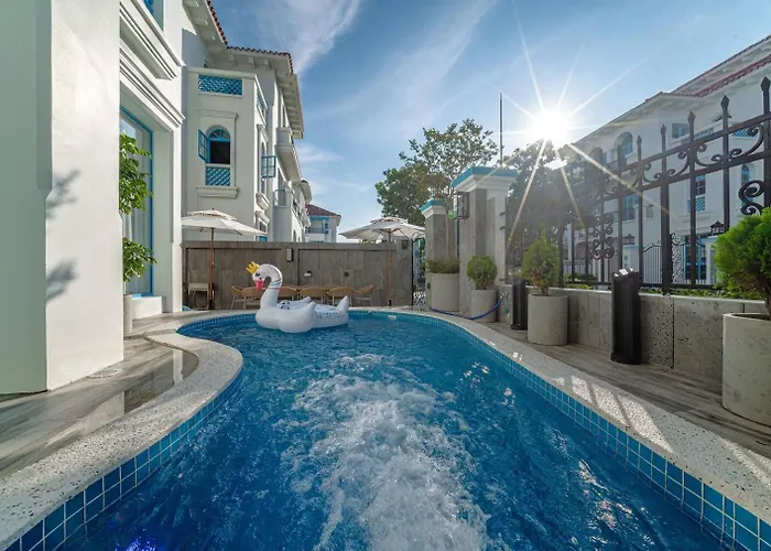 S - Center, Near - 6br Private With Pool, Jacuzzi, Sauna, Karaoke